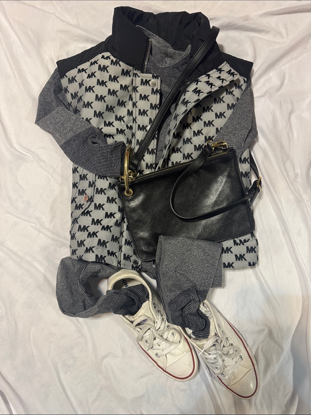 SHEIN Gray and Black Patterned Work Out Set